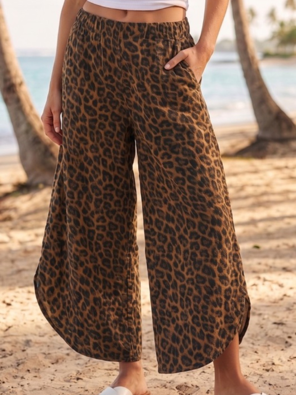 LovLov Leopard Tulip Washed Denim Fit Jean